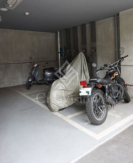 パークハビオ渋谷神山町 バイク置き場