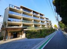 ブランズ文京護国寺 物件写真 建物写真1