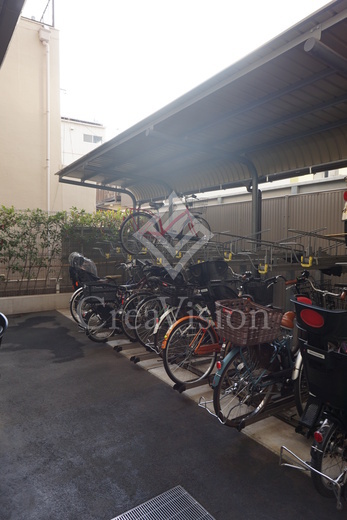 リビオレゾン清澄庭園 駐輪場　写真