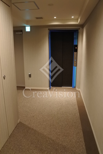 レフィール半蔵門 共用廊下