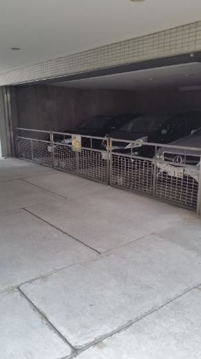 クオリア目黒祐天寺 駐車場