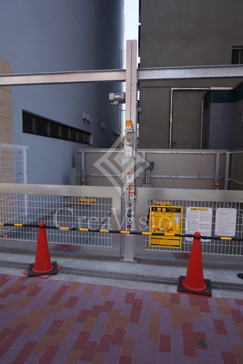 レジディア三軒茶屋3 駐車場