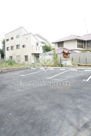 エストレリータ新宿落合 平置き駐車場