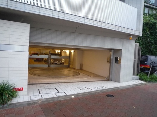 ブランズ池袋立教南 駐車場