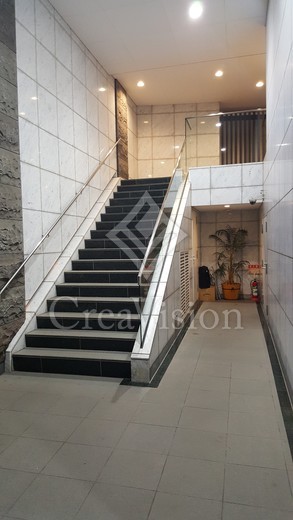 レジディアタワー乃木坂 階段