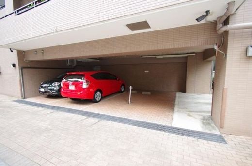 シティハイツ麻布十番 駐車場