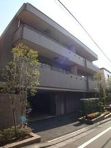 サヴァリン市ヶ谷 外観