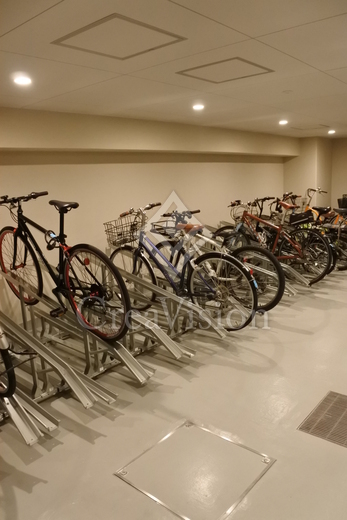 プラウド日本橋人形町パサージュ 駐輪場