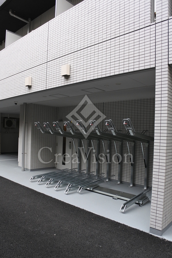 ステージグランデ上野松が谷 駐輪場　写真