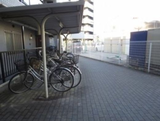 グロリア学芸大 駐輪場