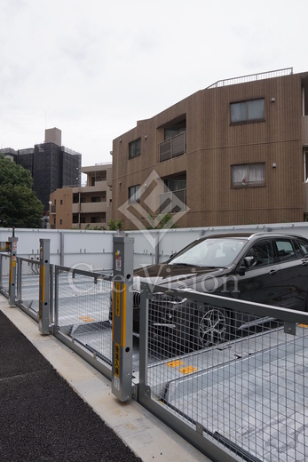 コンフォリア新中野 機械式　駐車場