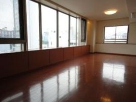 ヴェーゼント市ヶ谷 部屋