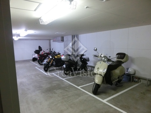 品川タワーフェイス バイク置き場