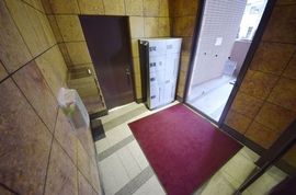 東京日産台東ビル 宅配ボックス