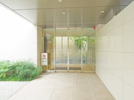 プラウド高輪三丁目 エントランス 写真