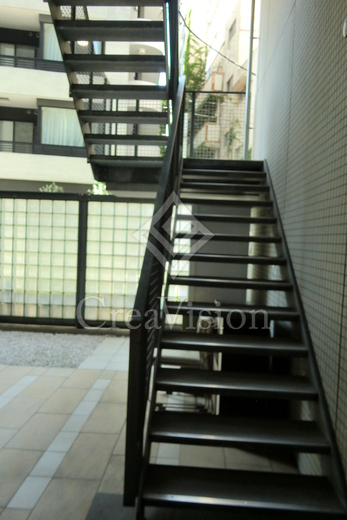 パークアクシス渋谷神南 階段
