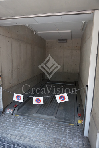 コスモリード恵比寿 駐車場