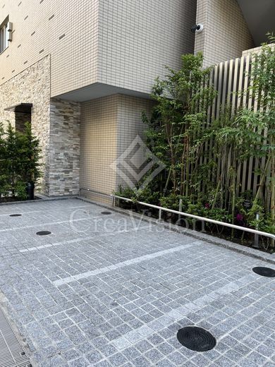 ルジェンテ新宿御苑前 写真