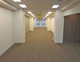 青山シティビル 室内