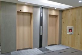 NMF渋谷公園通りビル エレベーター　写真