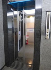 新宿明治通りビル エレベーター
