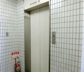プロンテ九段ビル エレベーター