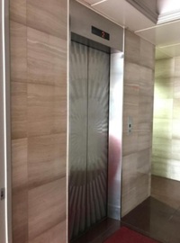 銀座誠和ビル エレベーター　写真