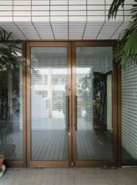 松井高輪ビル エントランス　写真