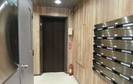 AUBE新川ビル 入口　写真