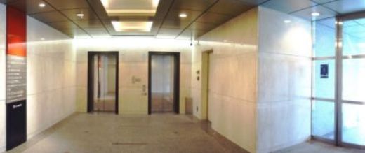 いちご神田錦町ビル エントランスホール　写真