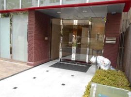 東越六番町ビル エントランス　写真