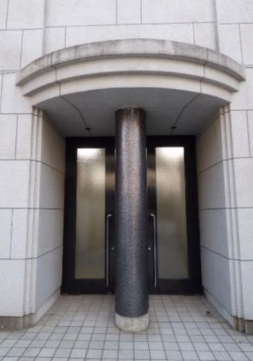 若草ビルB館 エントランス