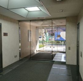 芝浦TYビル エントランスホール　写真