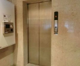 ARC CUBE日本橋本町（旧：日本橋富久第二ビル） エレベーター　写真