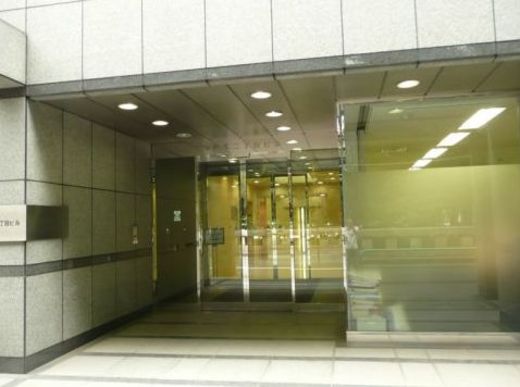 九段北二丁目ビル エントランス　写真