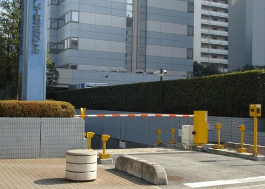 ニチレイ明石町ビル 駐車場　写真