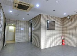 協販ビル エントランスホール　写真