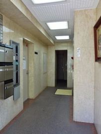 番町グロリアビル エントランス　廊下