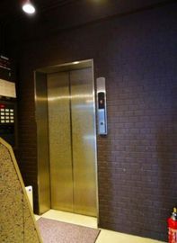 山房ビル エレベーター