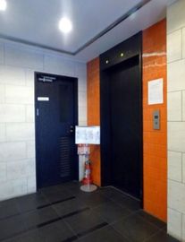 ISM Otemachi(旧:ダコタハウス) エレベーター