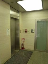 井門小伝馬町ビル エレベーターホール　写真