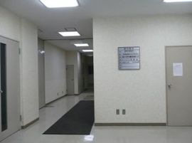 神野ビル エントランスホール　画像