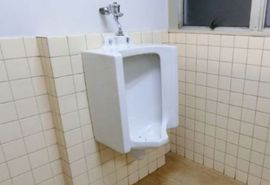 千葉家ビル トイレ　写真