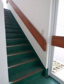 グリーンテラス 階段