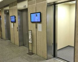 八重洲宝町ビル エレベーター　写真