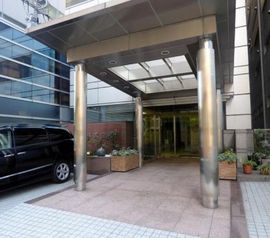 上海国際ビル エントランス