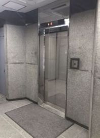SKビル(八丁堀) エレベーター　写真