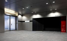 京橋イーストビル エントランスホール　写真