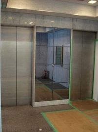 銀座武蔵野ビル エレベーター　写真