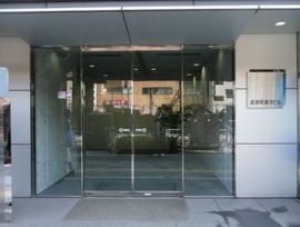 岩本町東洋ビル エントランス　写真